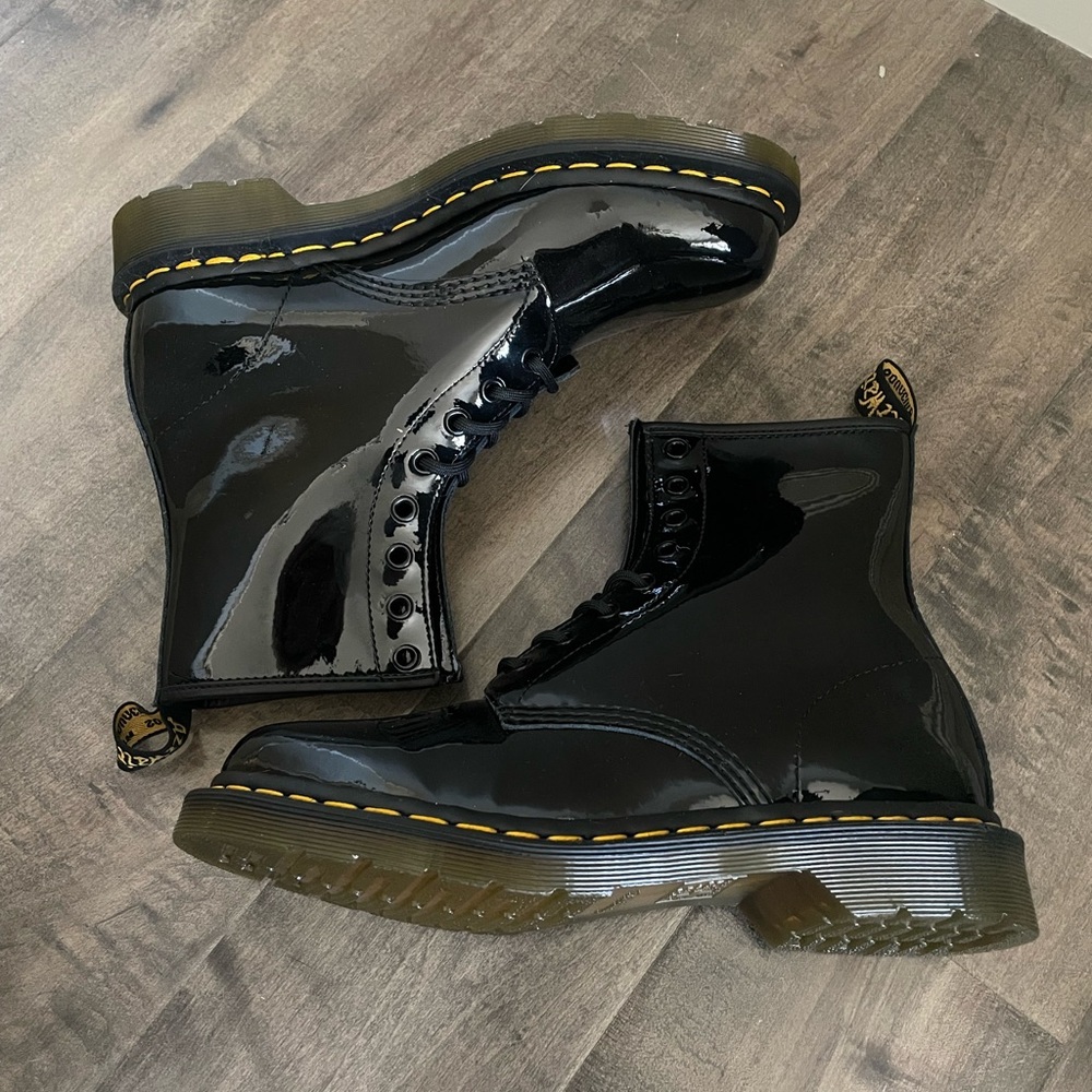 BRAND NEW Doc Marten 1460 Patent Leather boots